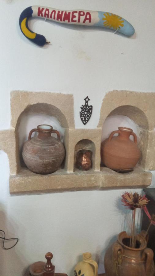 Traditional House Maria Azoyirás 外观 照片
