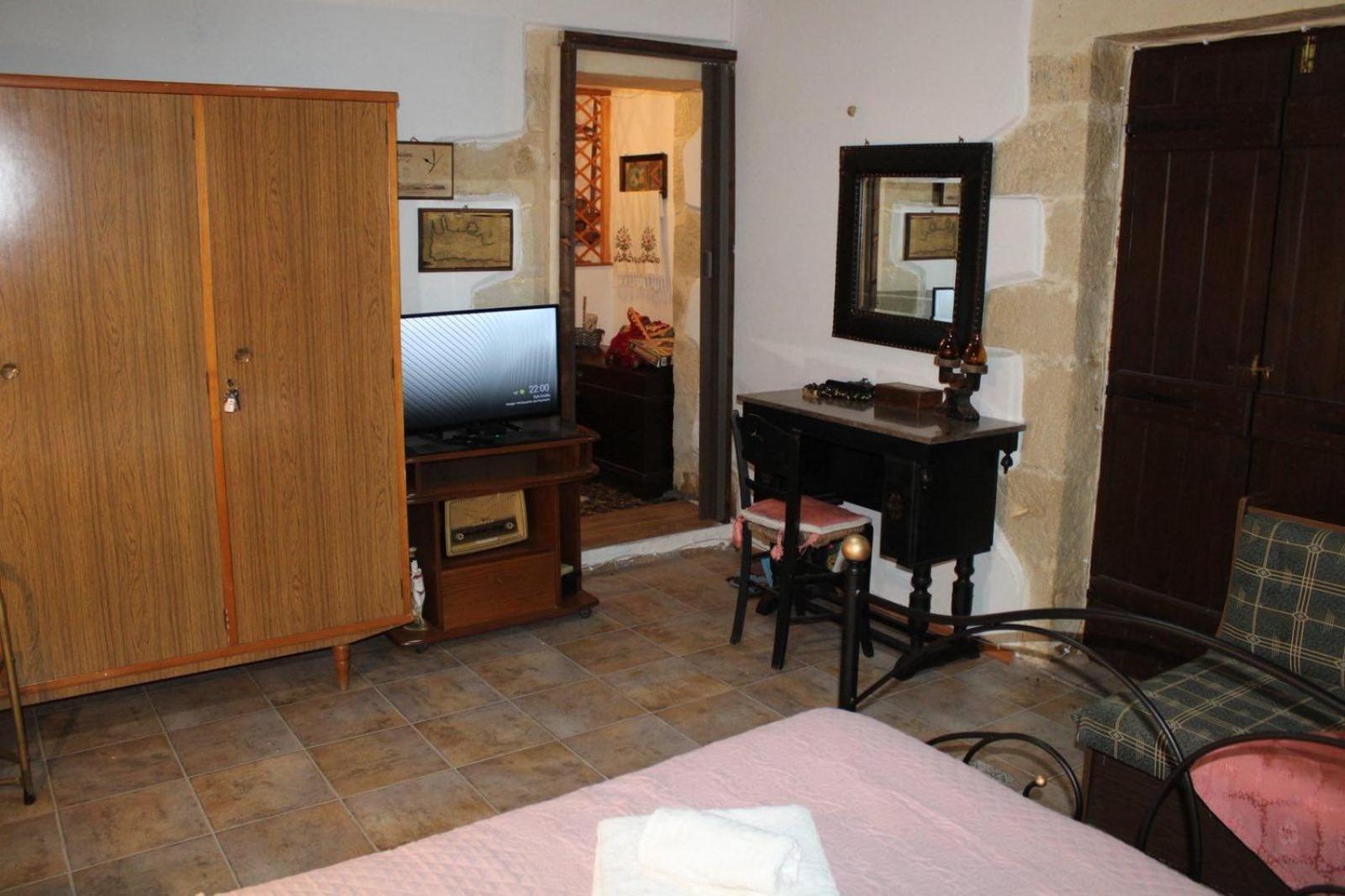 Traditional House Maria Azoyirás 外观 照片